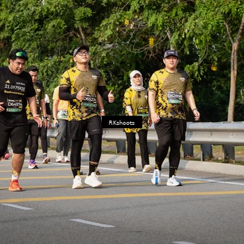 Runner Photo 6776679
