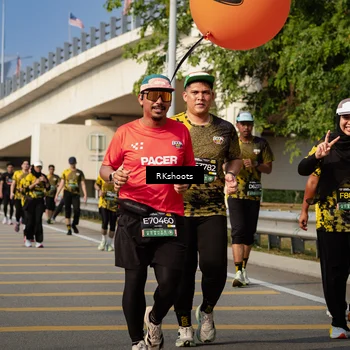 Runner Photo 6776871