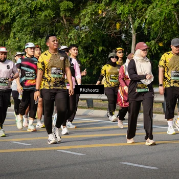 Runner Photo 6776950