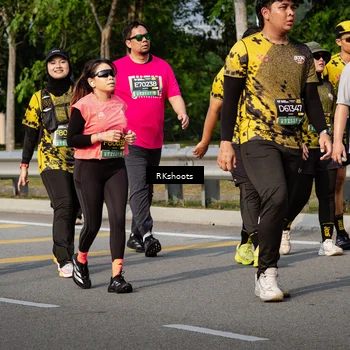 Runner Photo 6777048