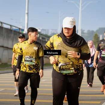 Runner Photo 6777076