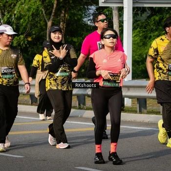 Runner Photo 6777143