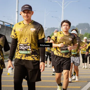 Runner Photo 6777258