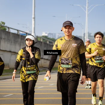 Runner Photo 6777263