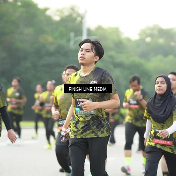 Runner Photo 6777382