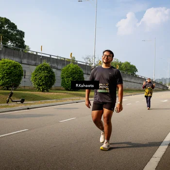 Runner Photo 6777505