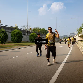 Runner Photo 6777528