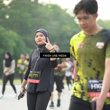 Runner Photo 6777595