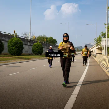 Runner Photo 6777602