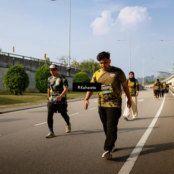 Runner Photo 6777628