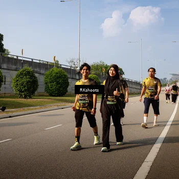 Runner Photo 6777672