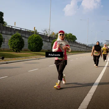 Runner Photo 6777725