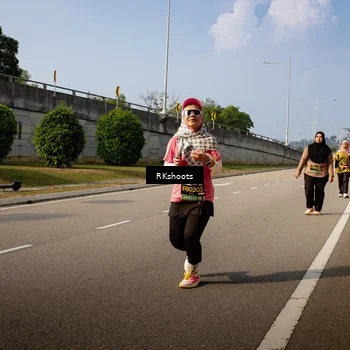 Runner Photo 6777728