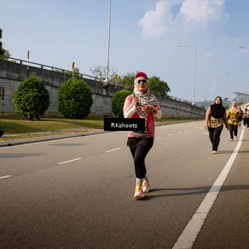 Runner Photo 6777733