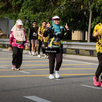 Runner Photo 6777778