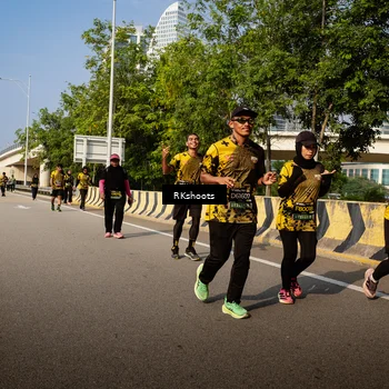 Runner Photo 6777791
