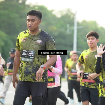 Runner Photo 6777816