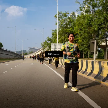 Runner Photo 6777849