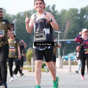 Runner Photo 6777870