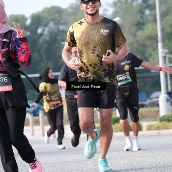 Runner Photo 6777915