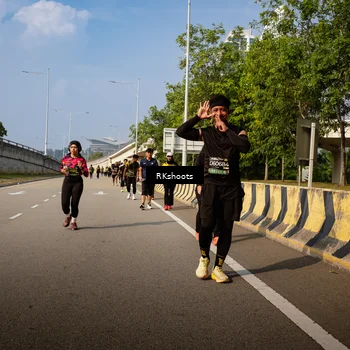 Runner Photo 6777920