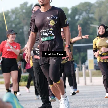 Runner Photo 6777923