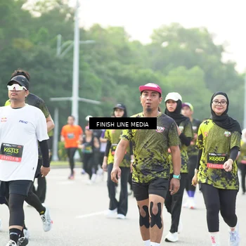 Runner Photo 6777931