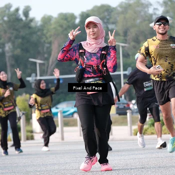 Runner Photo 6777941