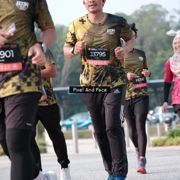 Runner Photo 6777975
