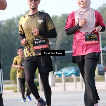 Runner Photo 6778016