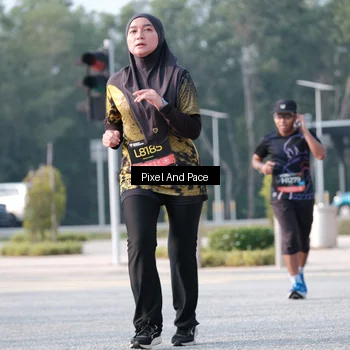 Runner Photo 6778056