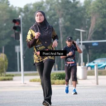 Runner Photo 6778083