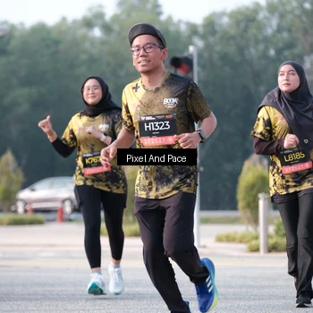 Runner Photo 6778084
