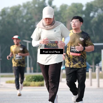 Runner Photo 6778102