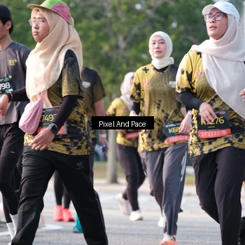 Runner Photo 6778172