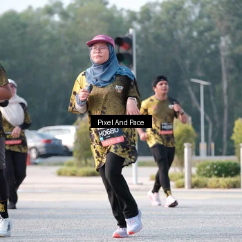 Runner Photo 6778193