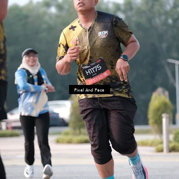 Runner Photo 6778233