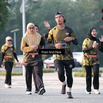 Runner Photo 6778298
