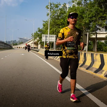 Runner Photo 6778309