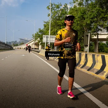 Runner Photo 6778313