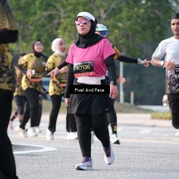 Runner Photo 6778401