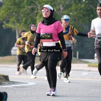 Runner Photo 6778411