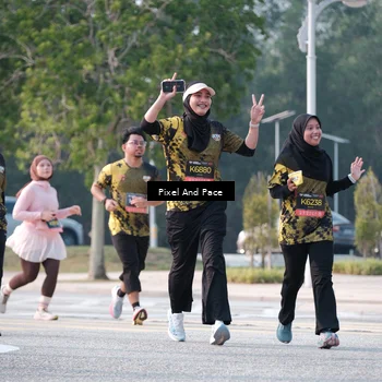 Runner Photo 6778450