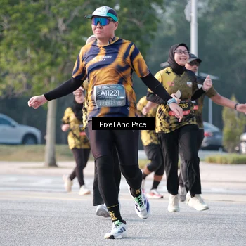 Runner Photo 6778482
