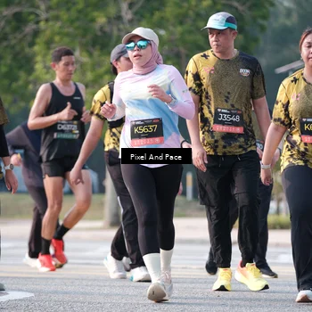 Runner Photo 6778567
