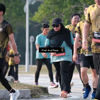 Runner Photo 6778568