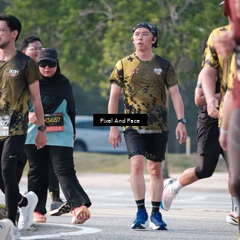 Runner Photo 6778572