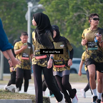 Runner Photo 6778617