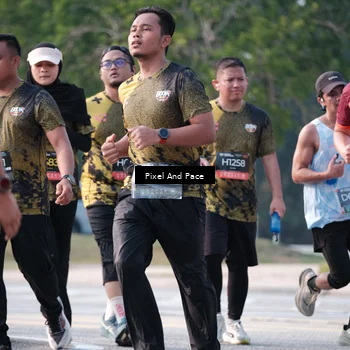 Runner Photo 6778661