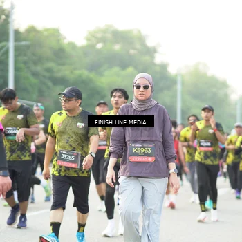 Runner Photo 6778692